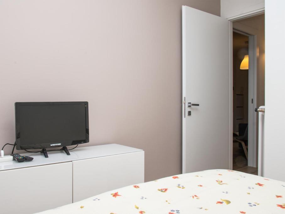 Apartamento Casa Valentin Monforte dʼAlba Exterior foto